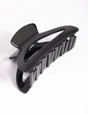 Black Circular Claw