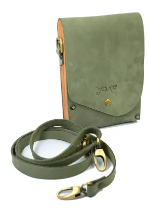 Mint belt bag from leather and wood